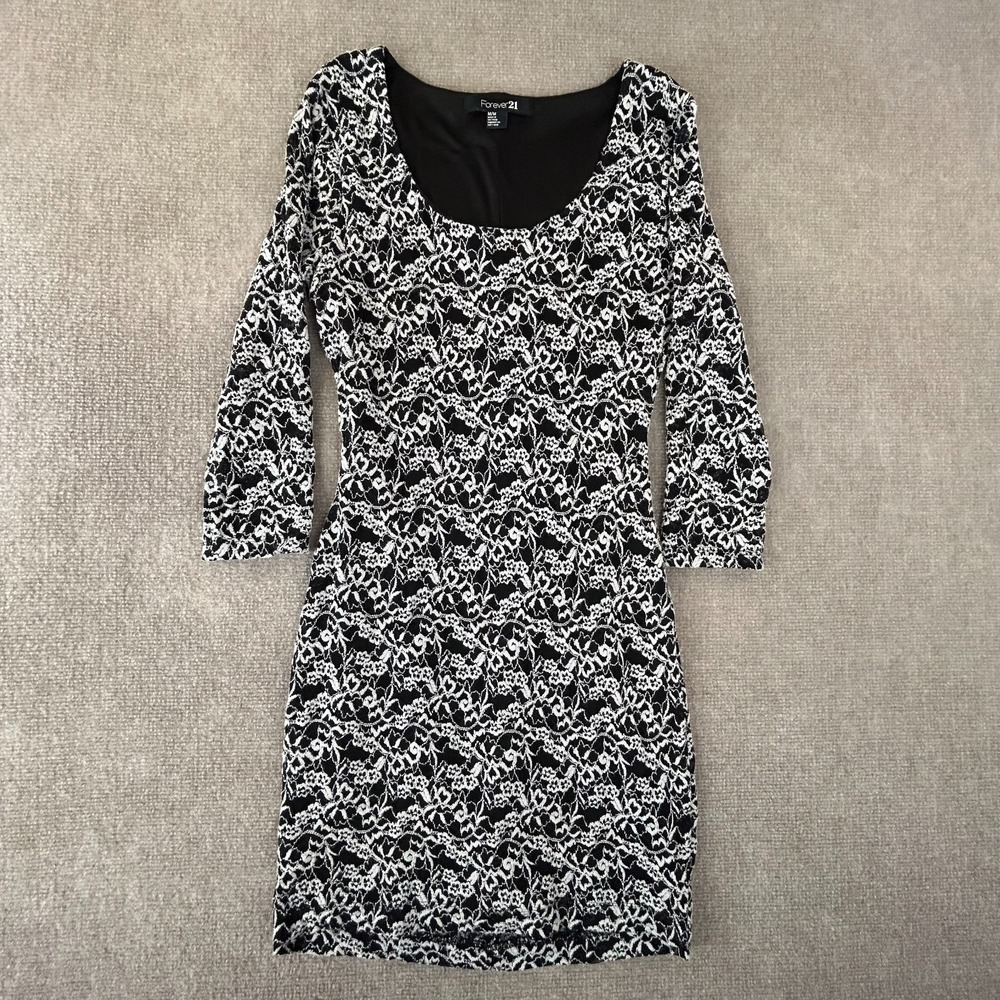 floral bodycon dress forever 21 | Dresses | Forever 2 Women Medium Black White Lace Stretch Scoop Neck loop:elleginghammididress Brown and Gold Shweshwe Men's Size:10.5 US and column silhouette.
